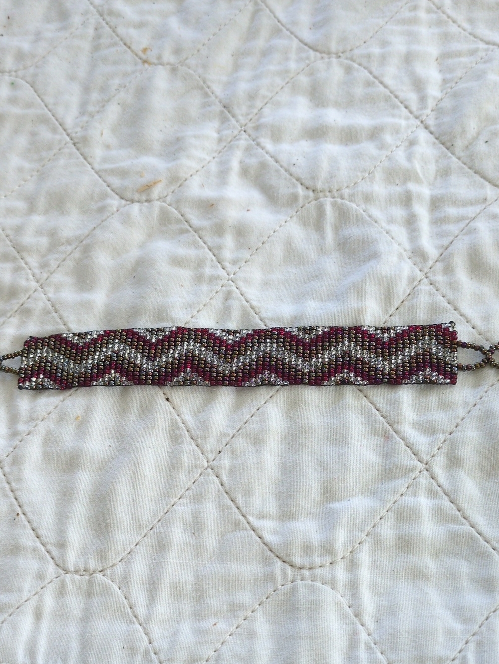 Beaded Chevron Bracelet in Burgundy and Silver. Ball and chain fastener